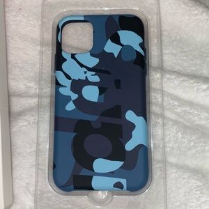 Supreme iPhone 11 Pro case blue camo